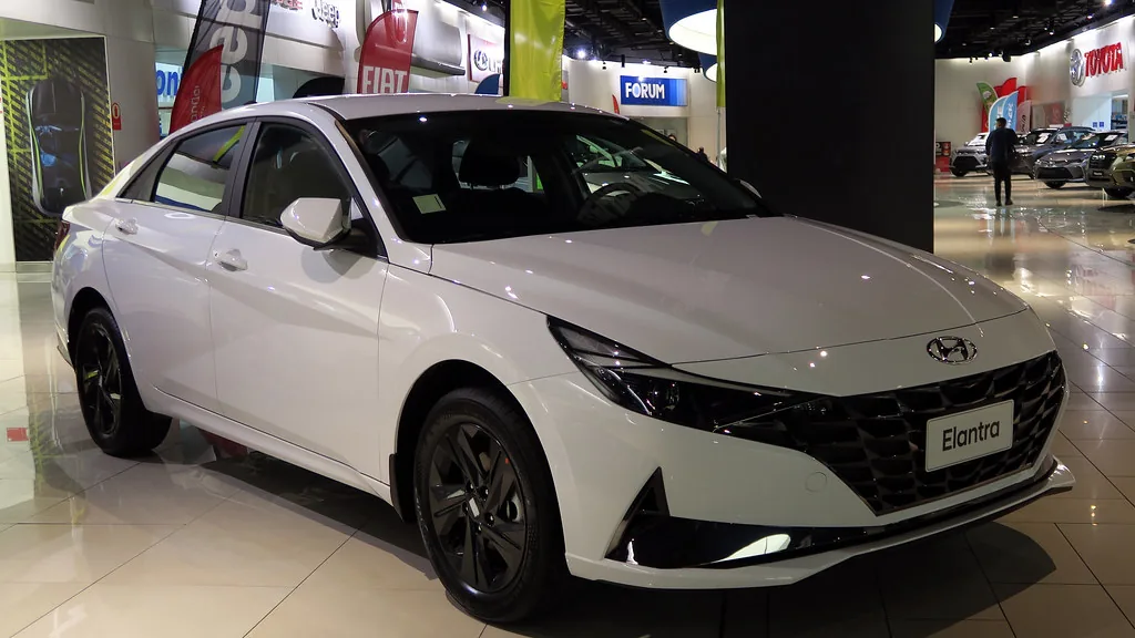 2021–2023 Hyundai Elantra