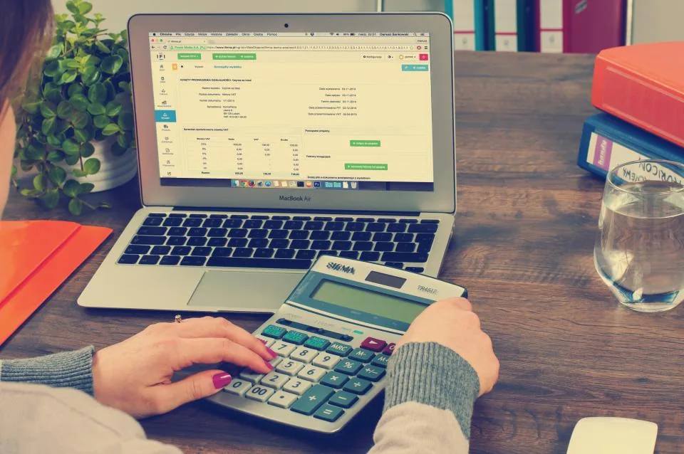 Real-world photo for How Auto Loan Amortization Works