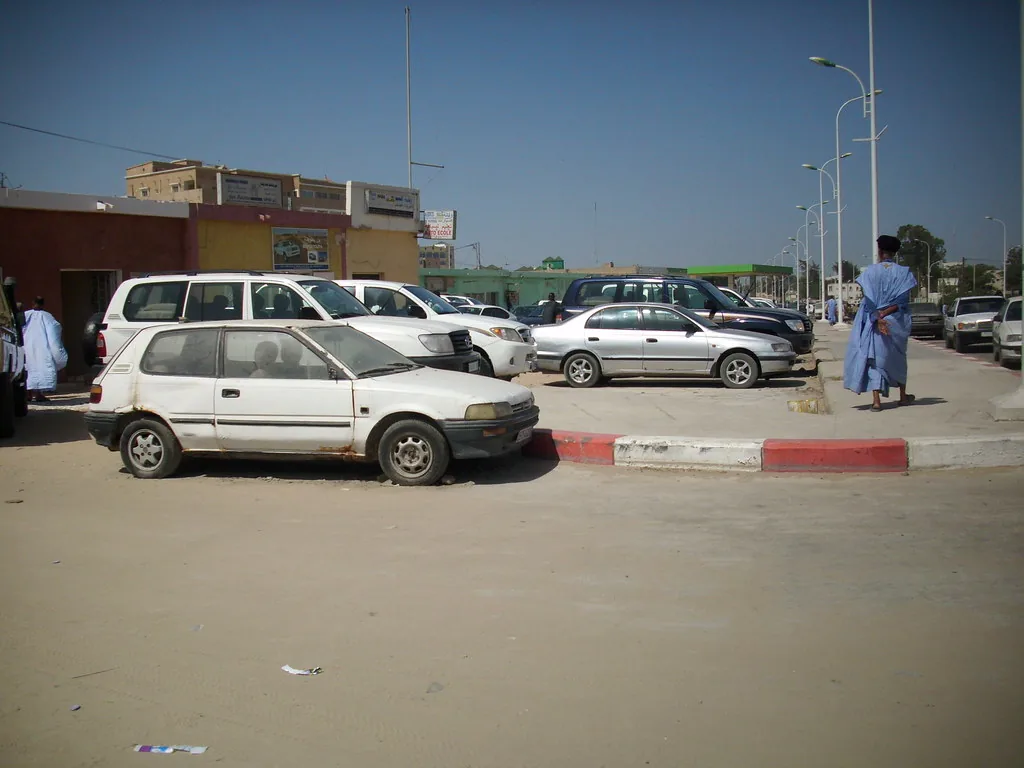 Real-world photo for Auto Loan Fees and Prepayment Terms